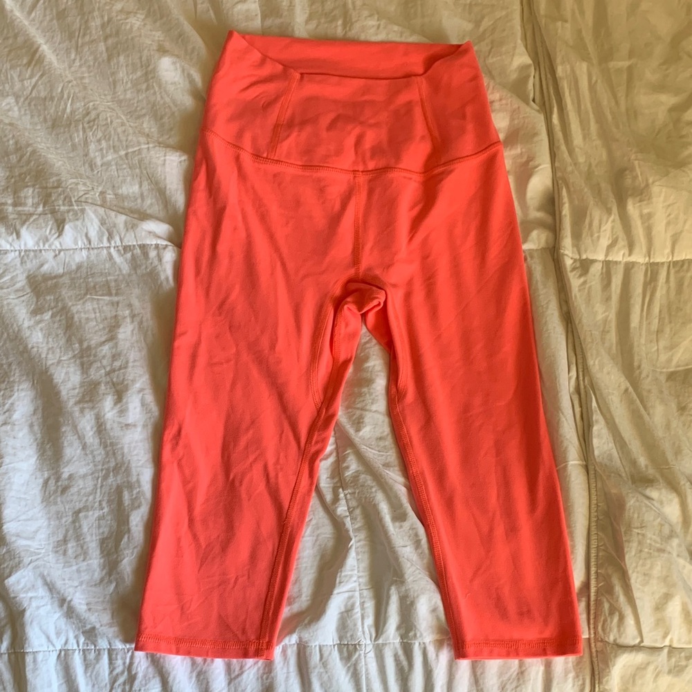Free People Movement Cropped Capris NWOT